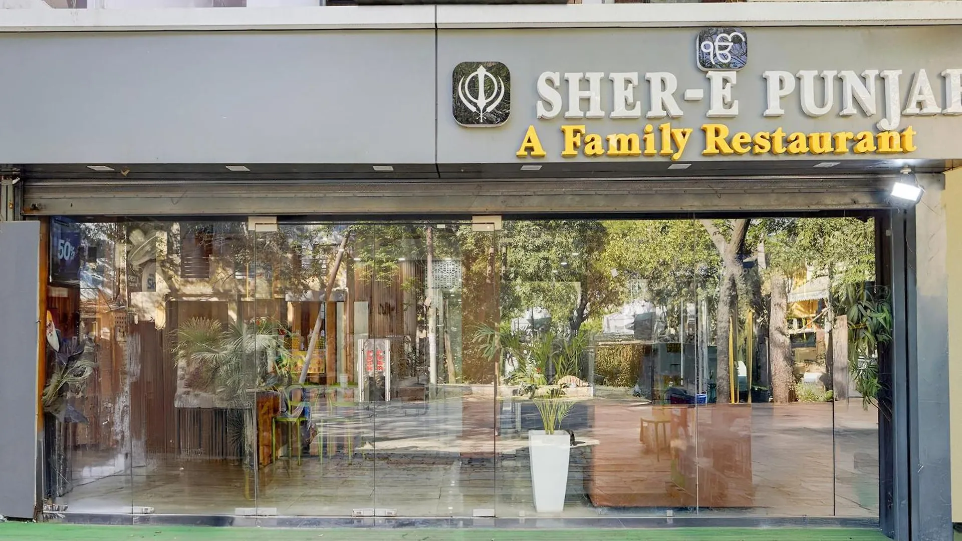 Hotel O Sher-E-Punjab Hotel & Restaurant 아그라 3*,  인도