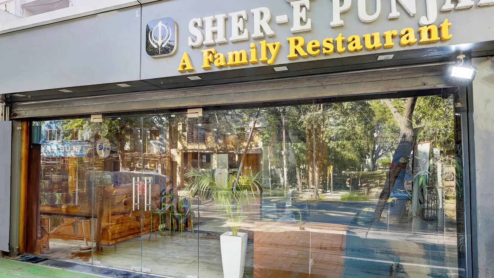 Hotel O Sher-E-Punjab Hotel & Restaurant 아그라