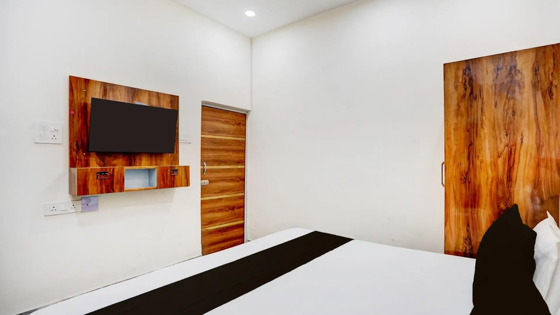 Hotel O Sher-E-Punjab Hotel & Restaurant 아그라