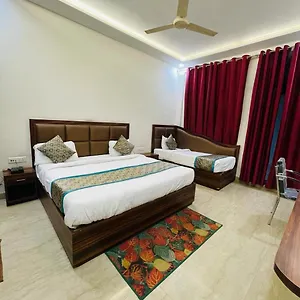 3* Hotel The Golden Taj By The Golden Taj Group &