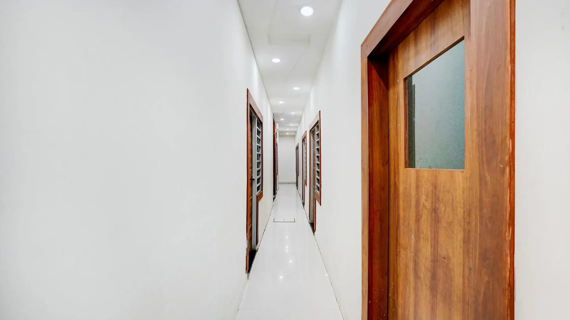 Hotel O Sher-E-Punjab Hotel & Restaurant Agra   Agra (Uttar Pradesh)
